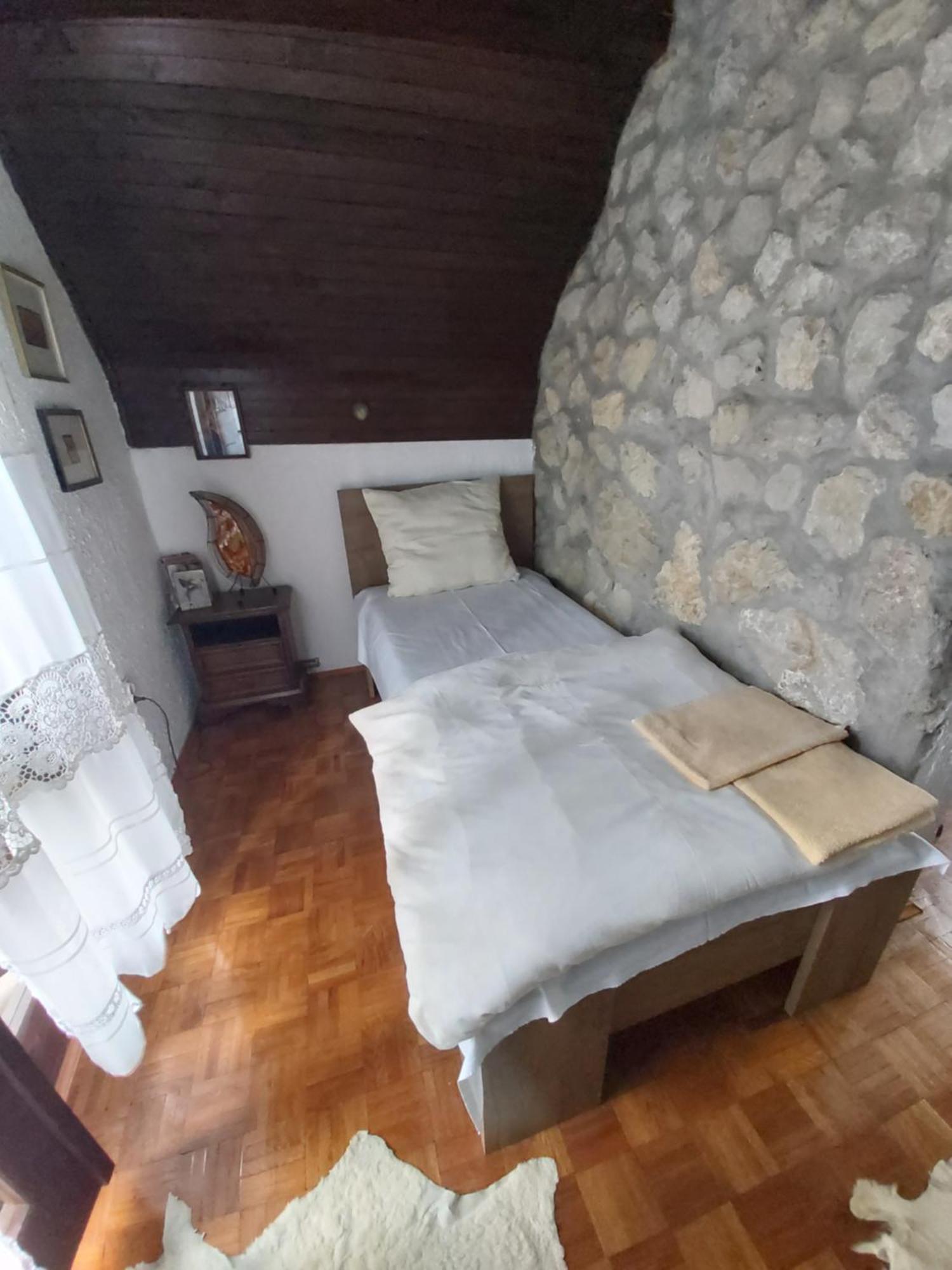 Guesthouse Bajka Vinci Værelse billede