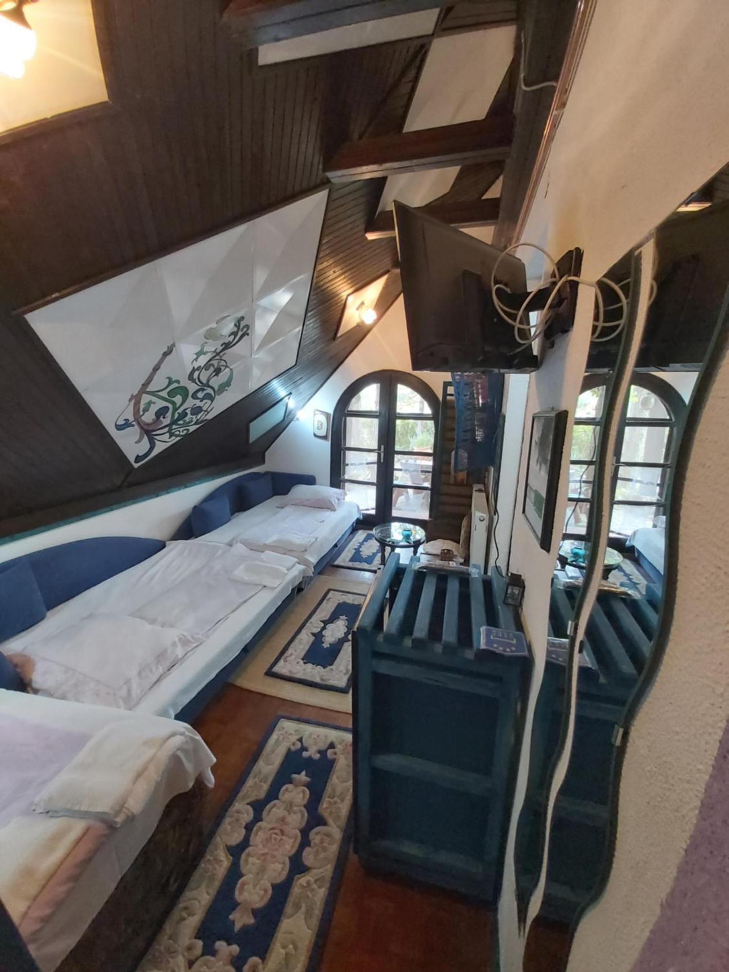 Guesthouse Bajka Vinci Værelse billede